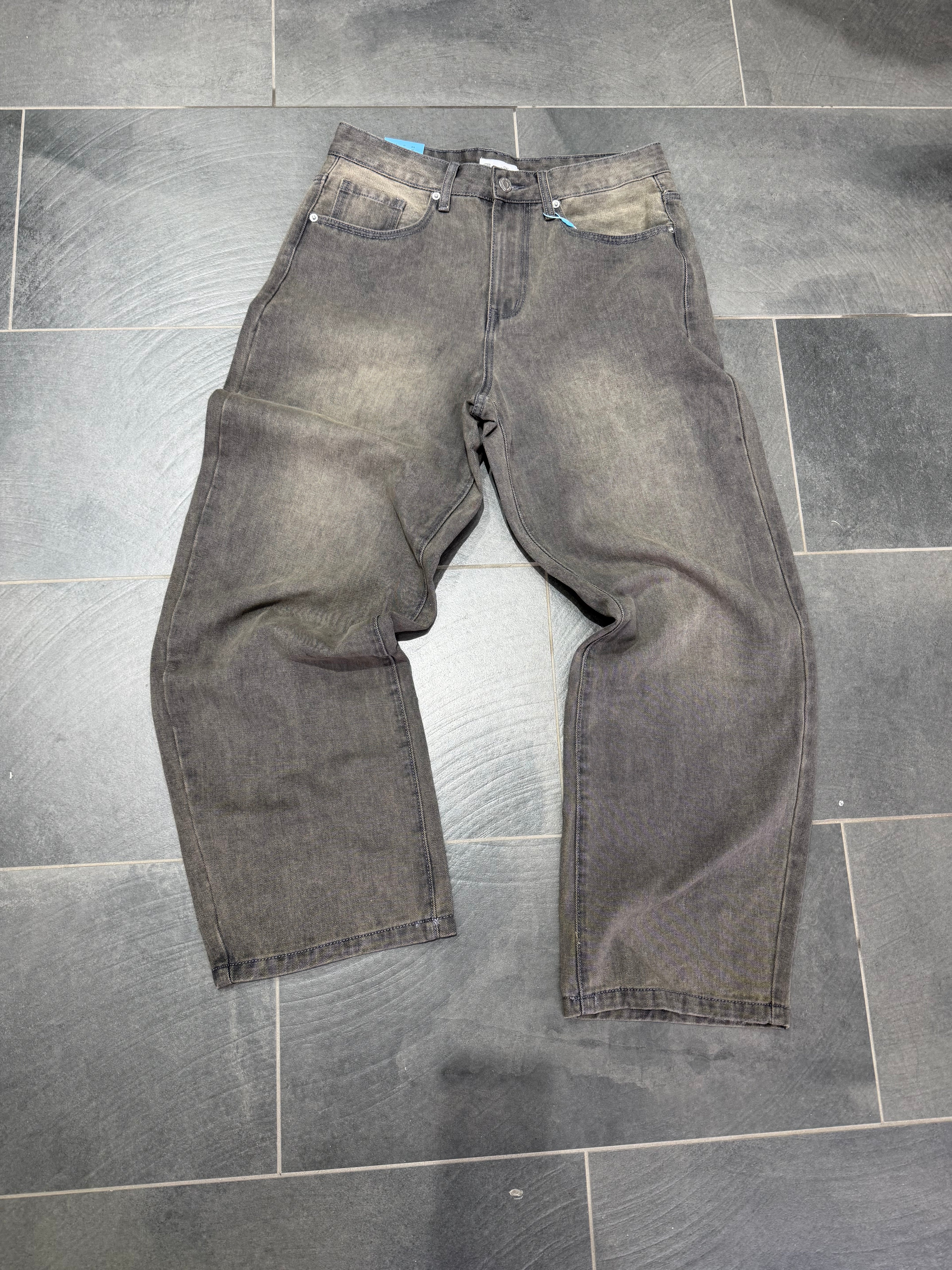 Baggy “Iron Fade”