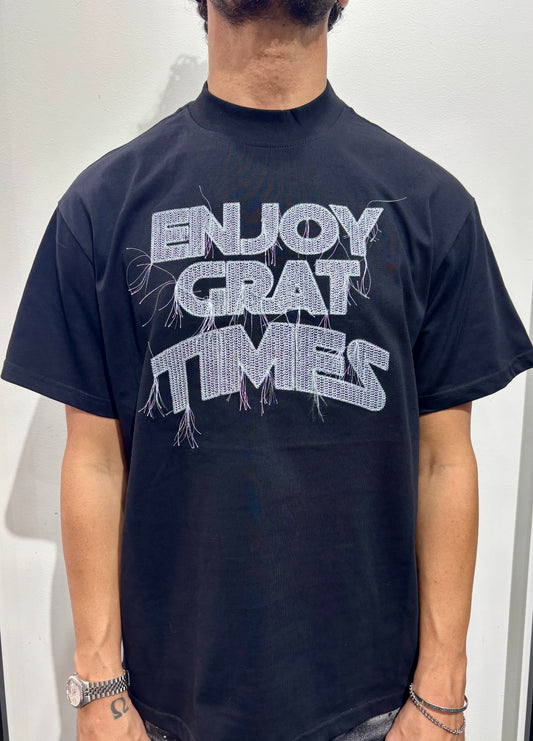 T-shirt Enjoy