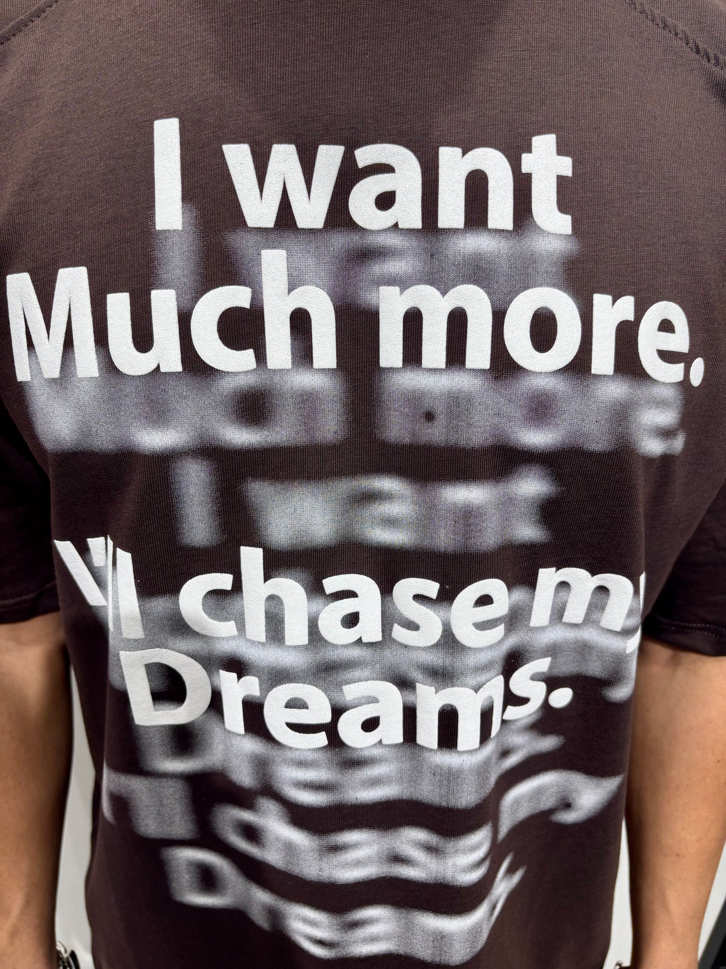 T shirt public