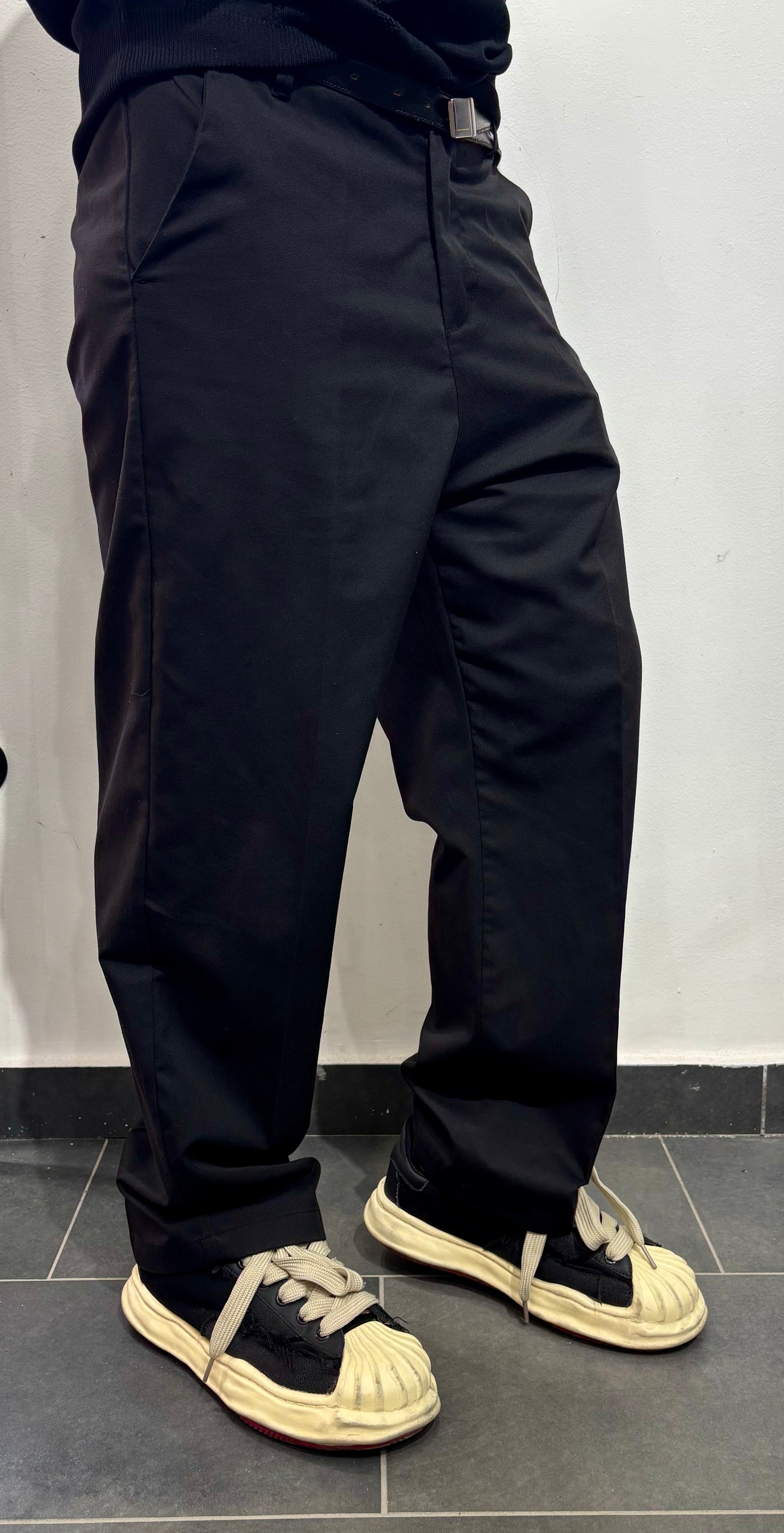 Pantalone platform
