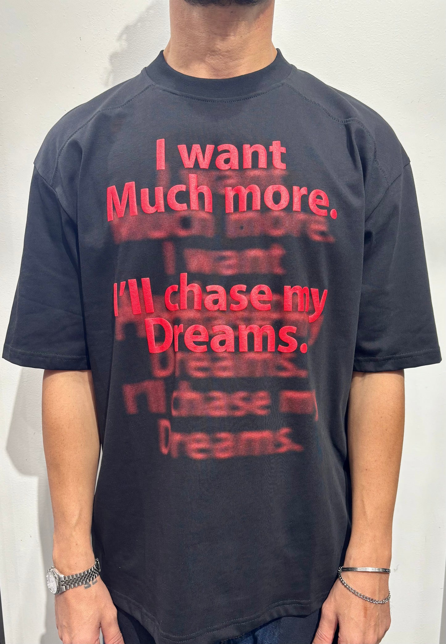 T shirt public